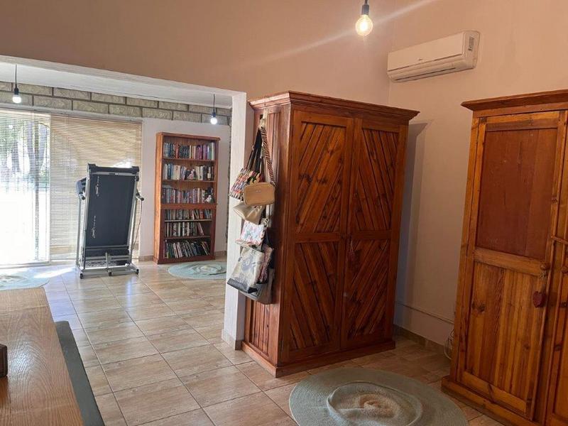 4 Bedroom Property for Sale in Ladybrand Free State